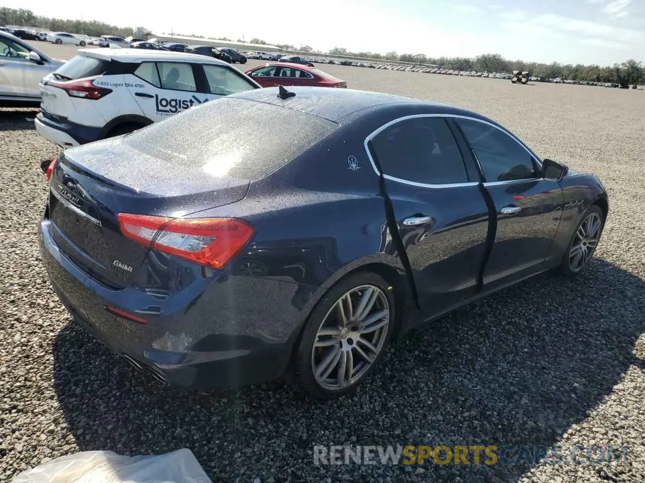 3 Photograph of a damaged car ZAM57YSAXL1349232 MASERATI ALL MODELS 2020