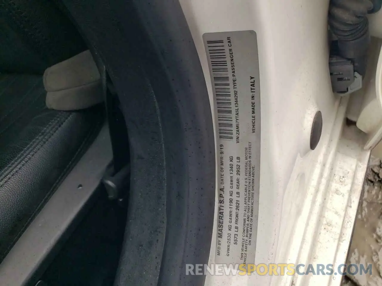 12 Photograph of a damaged car ZAM57YTA5L1344292 MASERATI ALL MODELS 2020