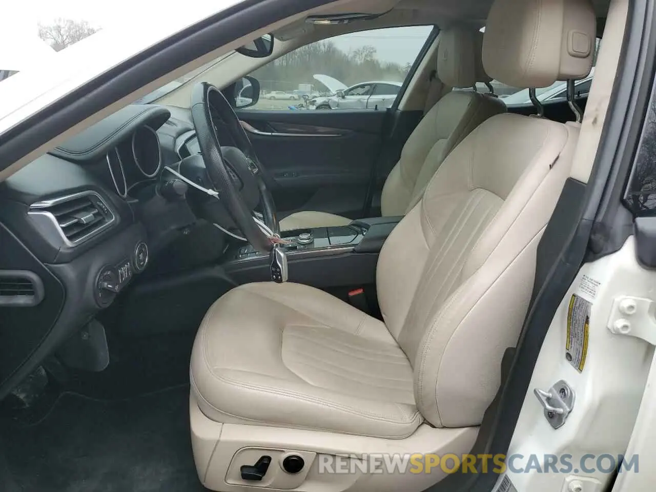7 Photograph of a damaged car ZAM57YTA5L1344311 MASERATI ALL MODELS 2020