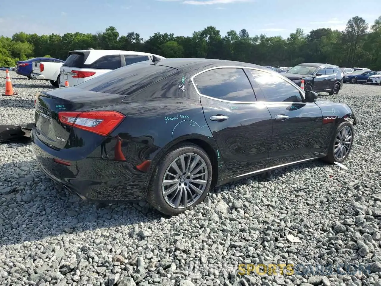 3 Photograph of a damaged car ZAM57YTA7L1344357 MASERATI ALL MODELS 2020