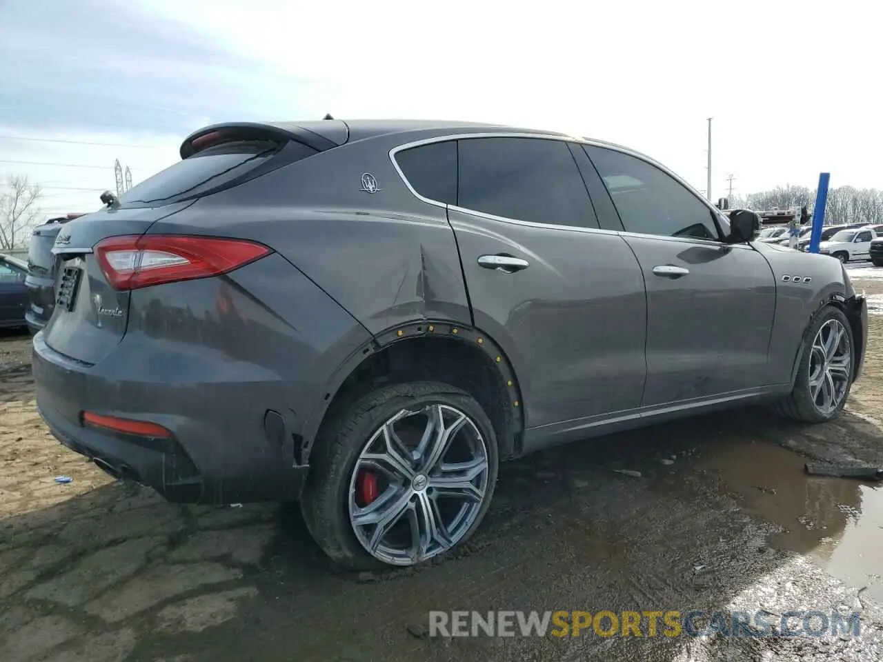 3 Photograph of a damaged car ZN661XUA2LX355524 MASERATI ALL MODELS 2020