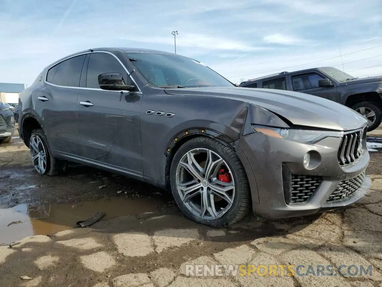 4 Photograph of a damaged car ZN661XUA2LX355524 MASERATI ALL MODELS 2020