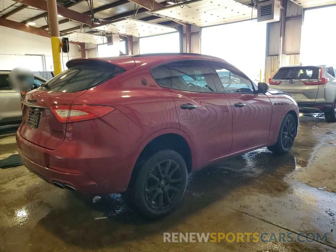 3 Photograph of a damaged car ZN661YUL8LX343823 MASERATI ALL MODELS 2020
