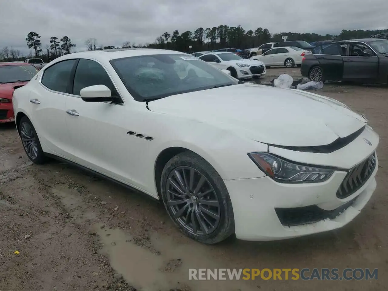 4 Photograph of a damaged car ZAM57XSA3M1369155 MASERATI ALL MODELS 2021