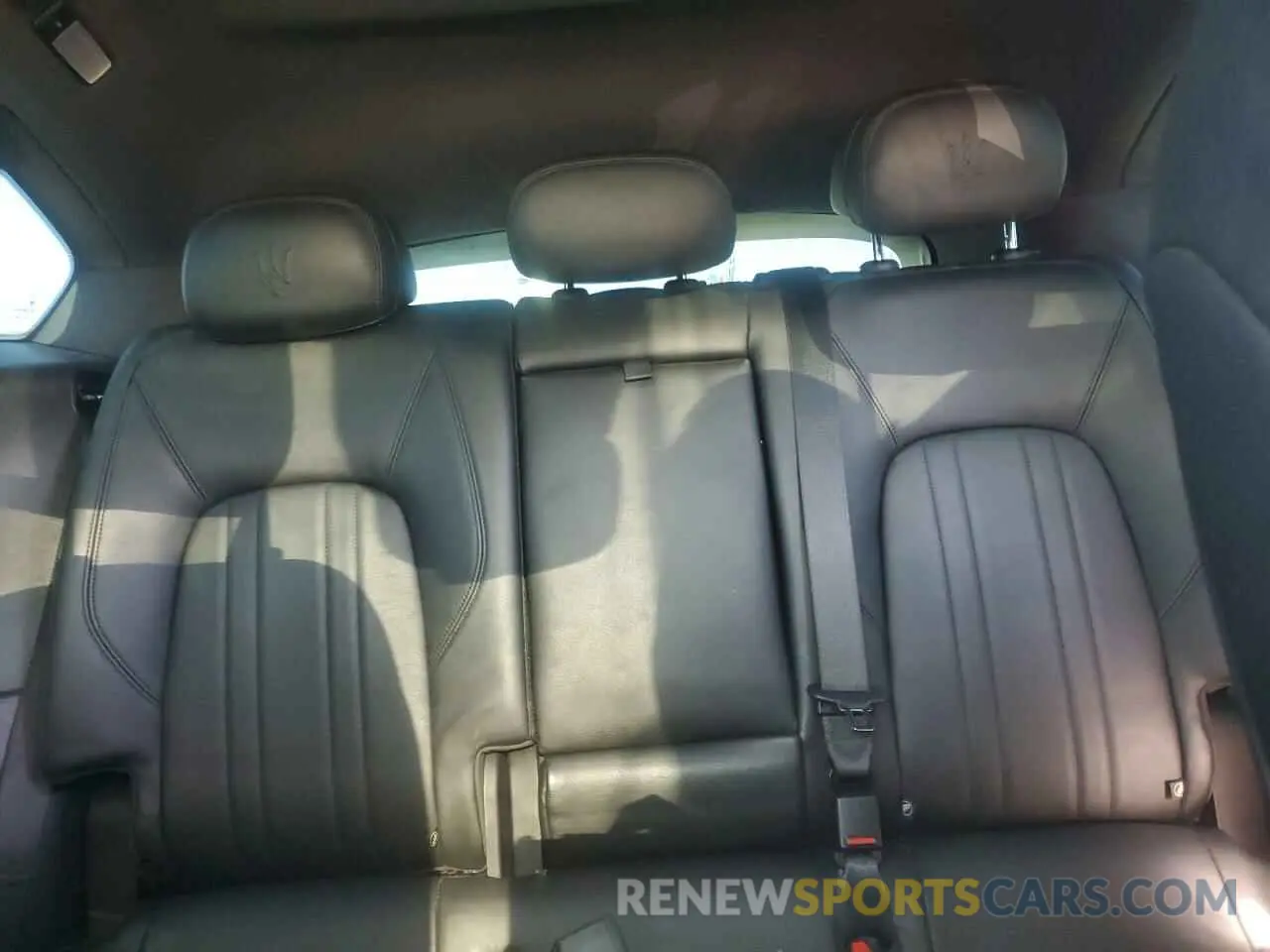 10 Photograph of a damaged car ZN661XUA9MX357790 MASERATI ALL MODELS 2021