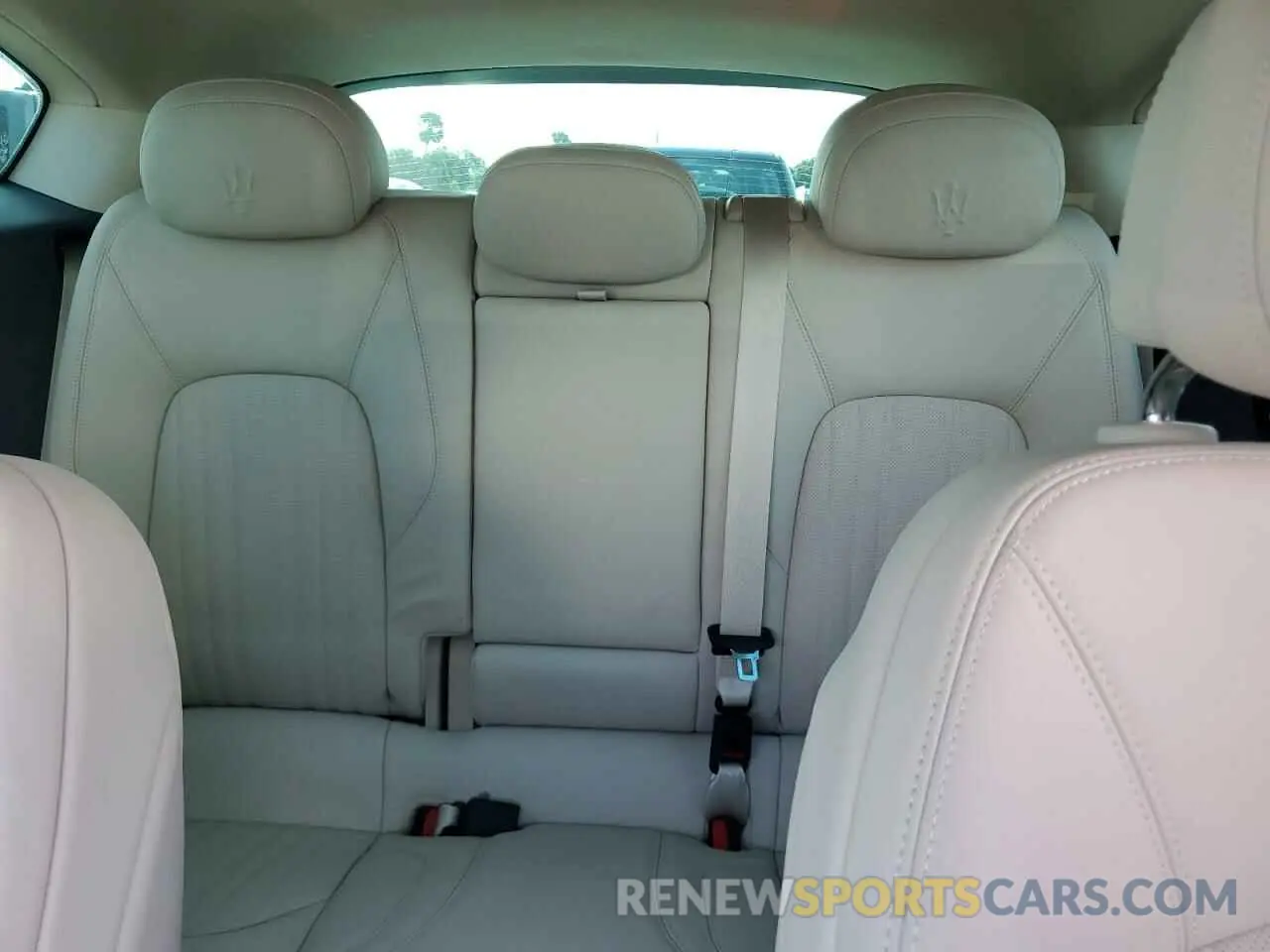10 Photograph of a damaged car ZN661XUL9MX372940 MASERATI ALL MODELS 2021