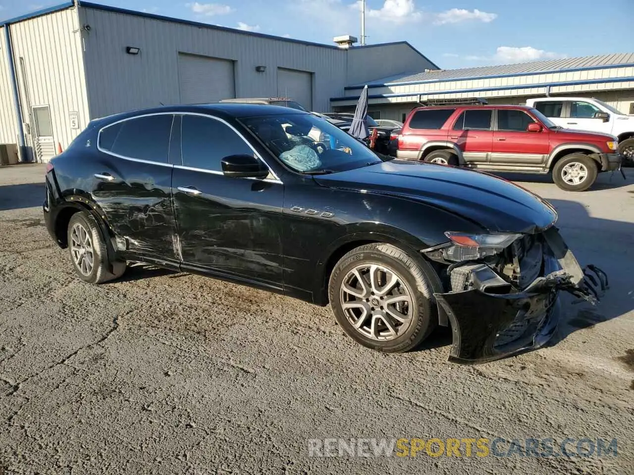 4 Photograph of a damaged car ZN661YUA1MX370250 MASERATI ALL MODELS 2021