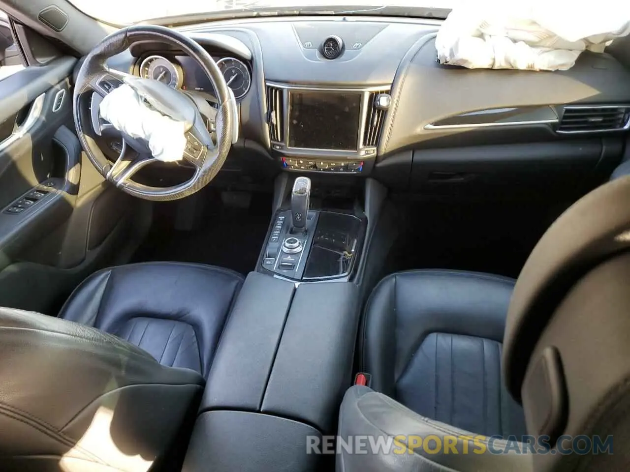 8 Photograph of a damaged car ZN661YUA1MX370250 MASERATI ALL MODELS 2021