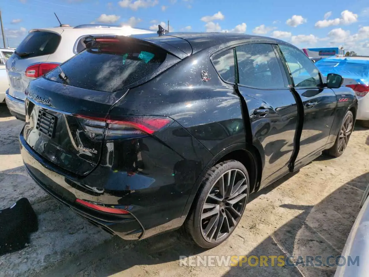 3 Photograph of a damaged car ZN661ZUA2MX369825 MASERATI ALL MODELS 2021