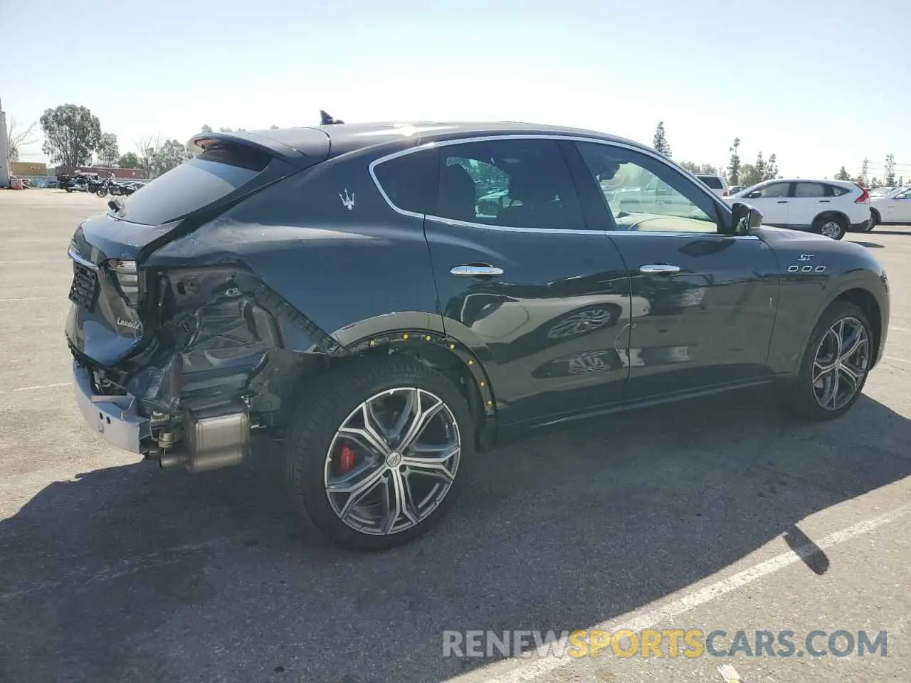 3 Photograph of a damaged car ZN661XUA0PX419680 MASERATI ALL MODELS 2023