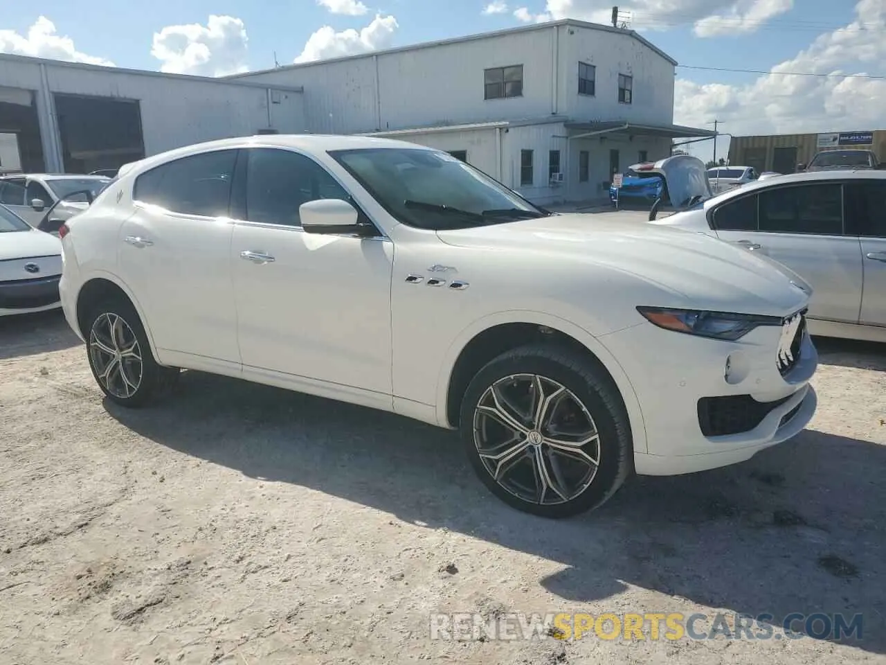 4 Photograph of a damaged car ZN661XUA4PX419715 MASERATI ALL MODELS 2023