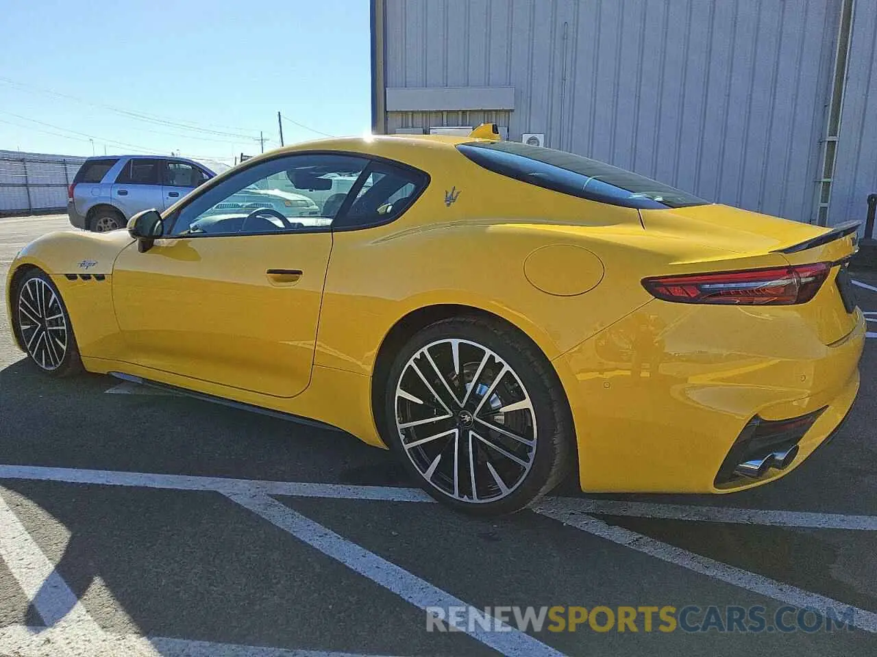 2 Photograph of a damaged car ZAMBMVDB8RX440036 MASERATI ALL MODELS 2024