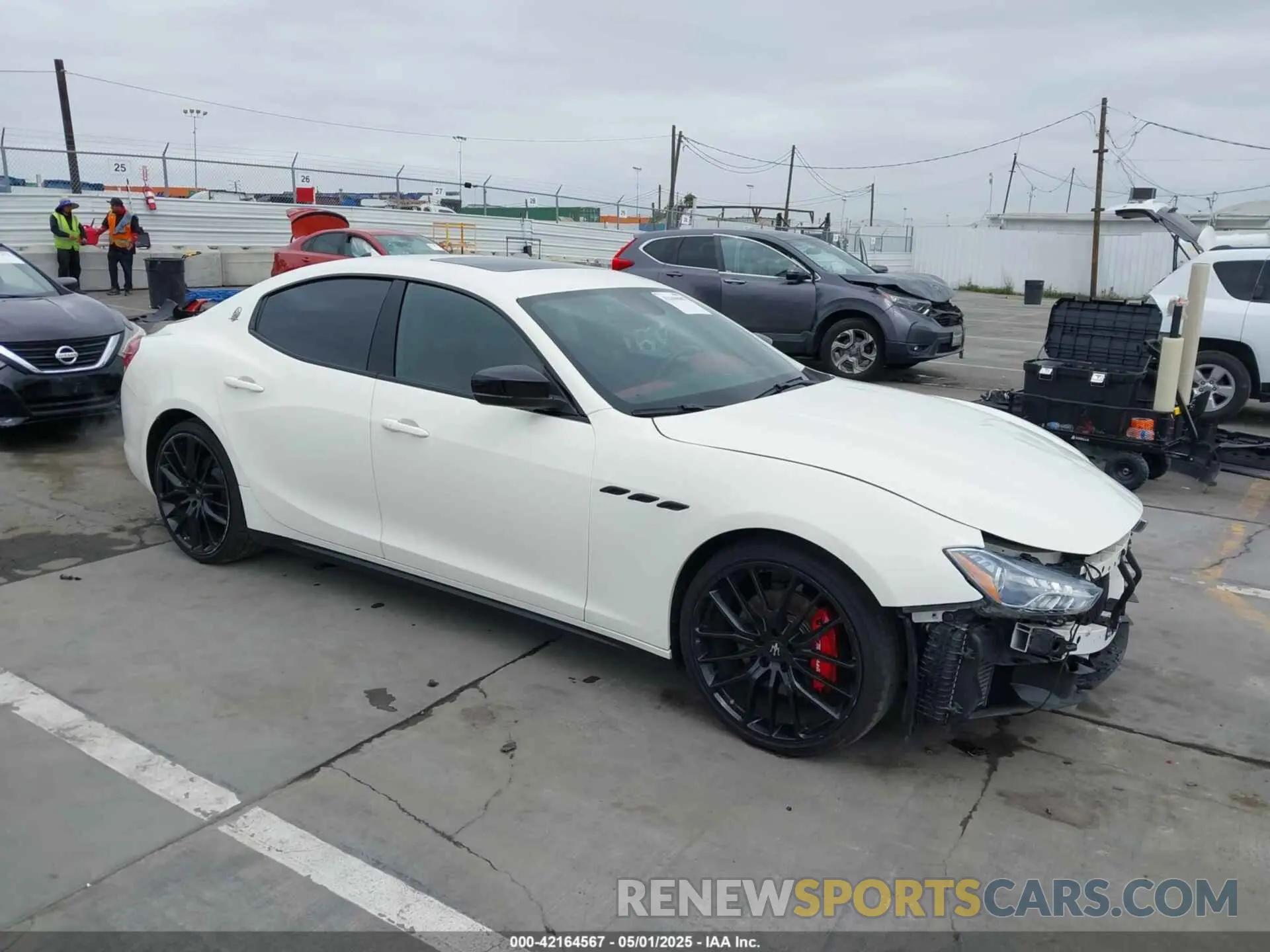 1 Photograph of a damaged car ZAM57XSA3K1334046 MASERATI GHIBLI 2019