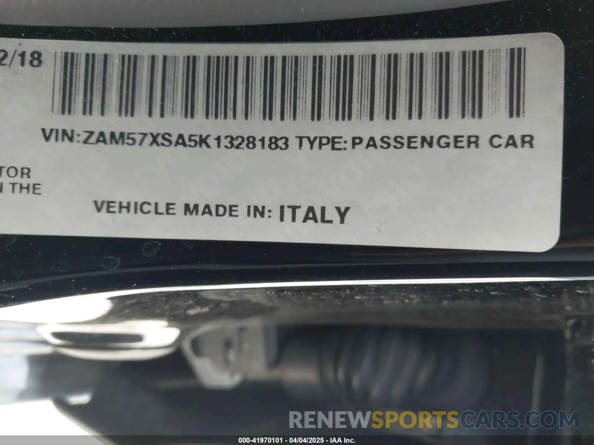 9 Photograph of a damaged car ZAM57XSA5K1328183 MASERATI GHIBLI 2019
