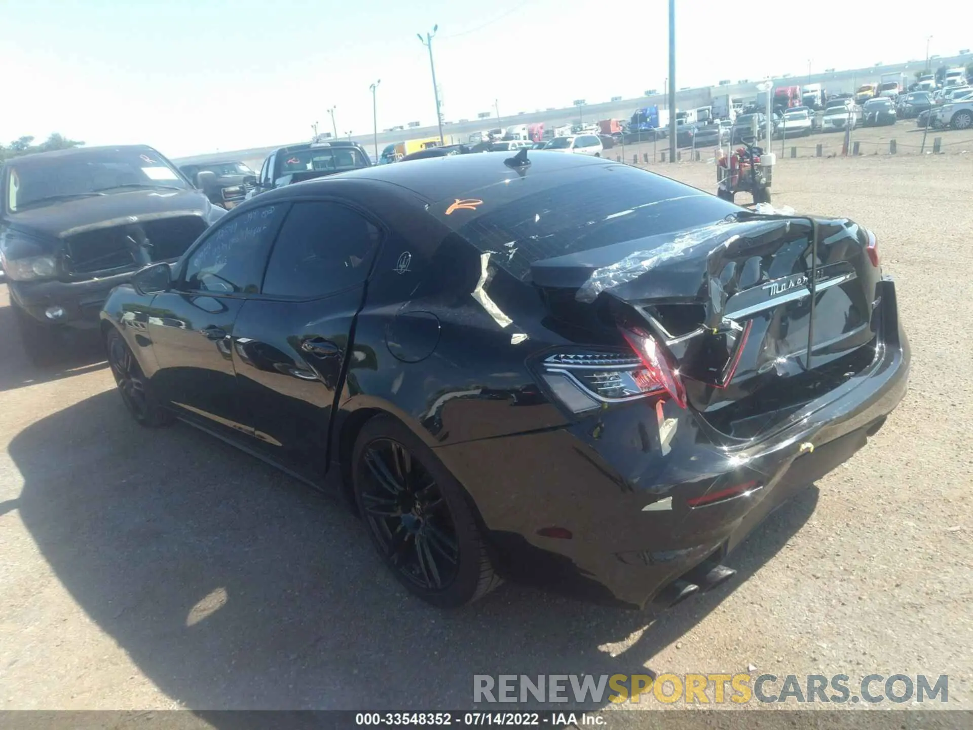 3 Photograph of a damaged car ZAM57XSA7K1320070 MASERATI GHIBLI 2019