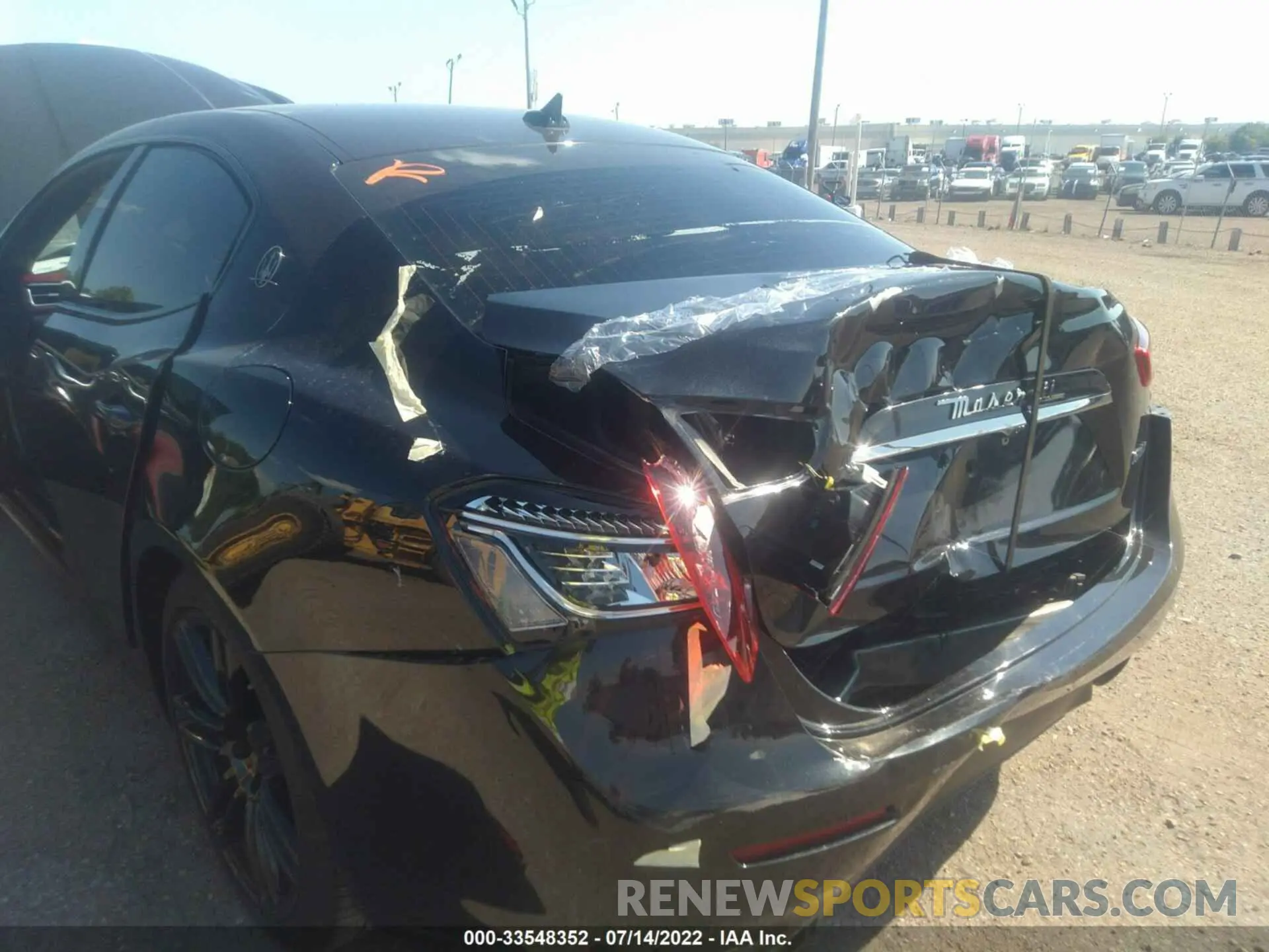 6 Photograph of a damaged car ZAM57XSA7K1320070 MASERATI GHIBLI 2019