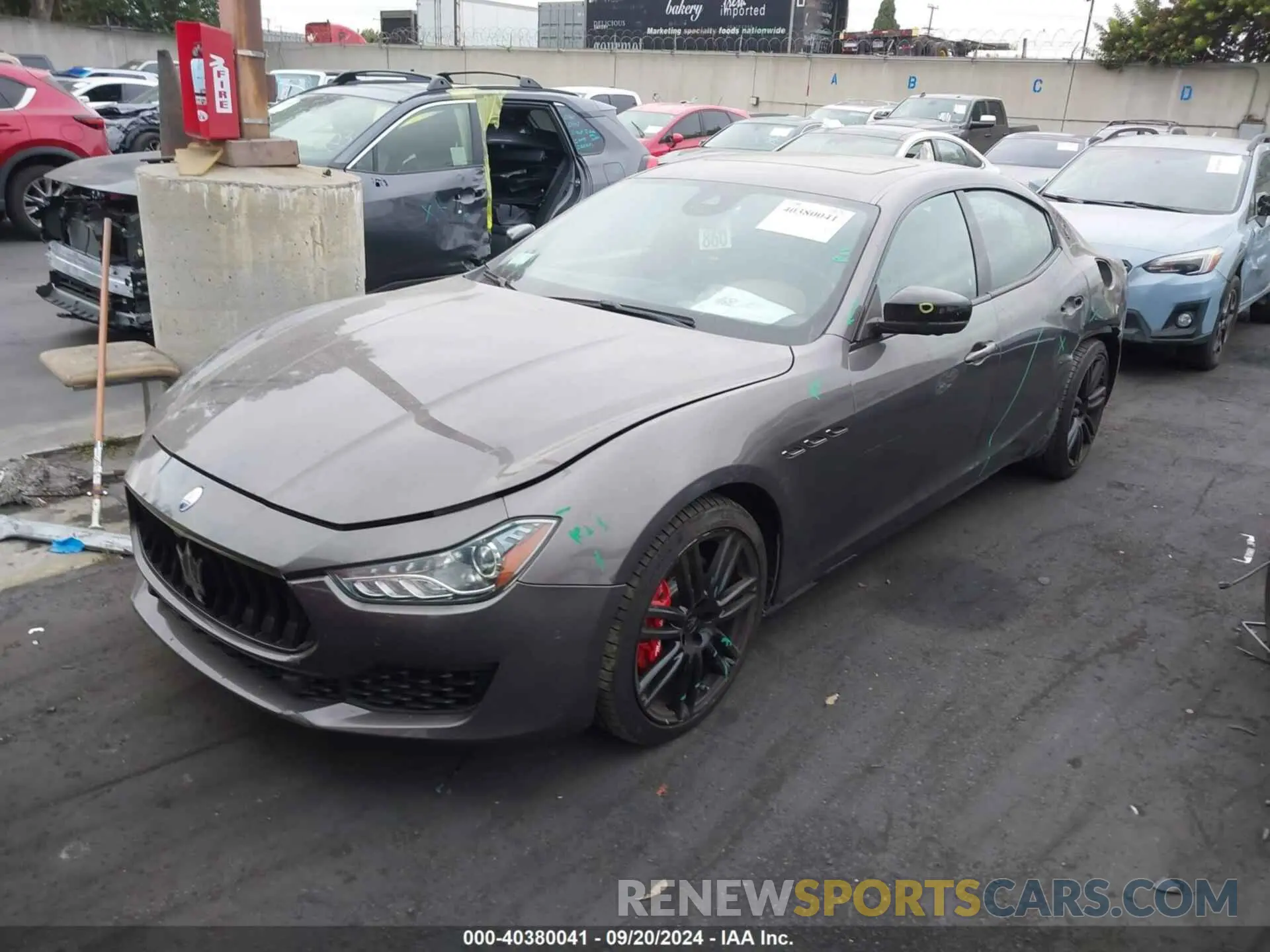 2 Photograph of a damaged car ZAM57YSAXK1334096 MASERATI GHIBLI 2019