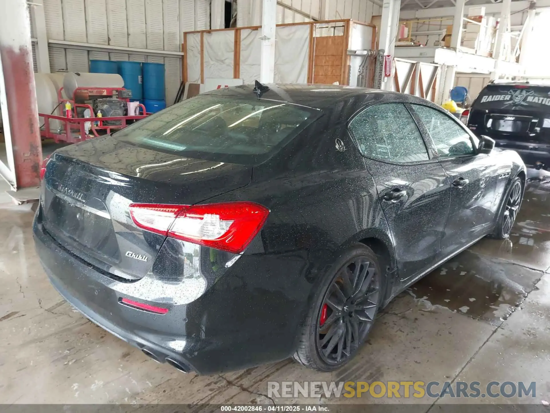 4 Photograph of a damaged car ZAM57YTA2K1311183 MASERATI GHIBLI 2019