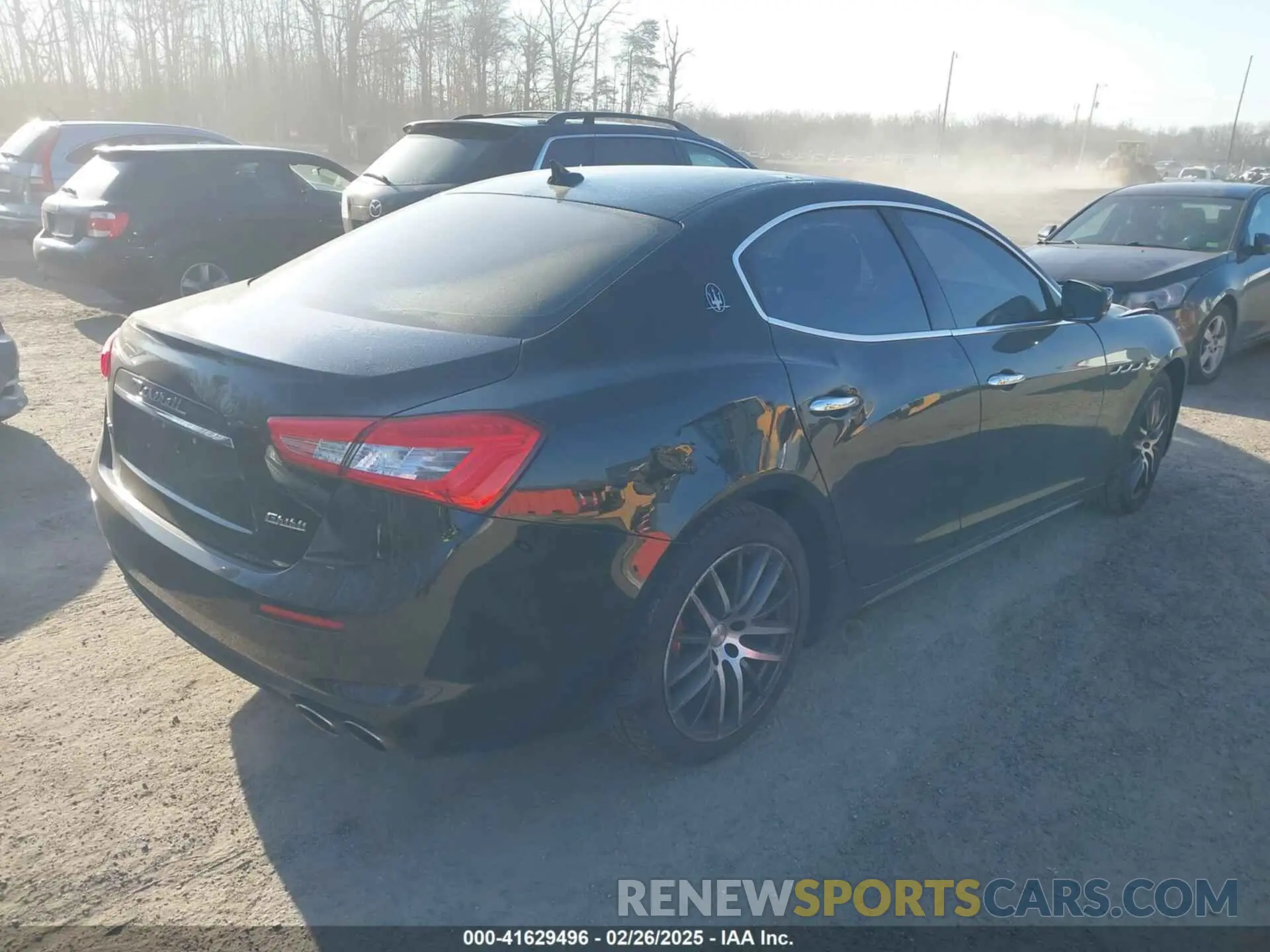 4 Photograph of a damaged car ZAM57YTA7K1334068 MASERATI GHIBLI 2019