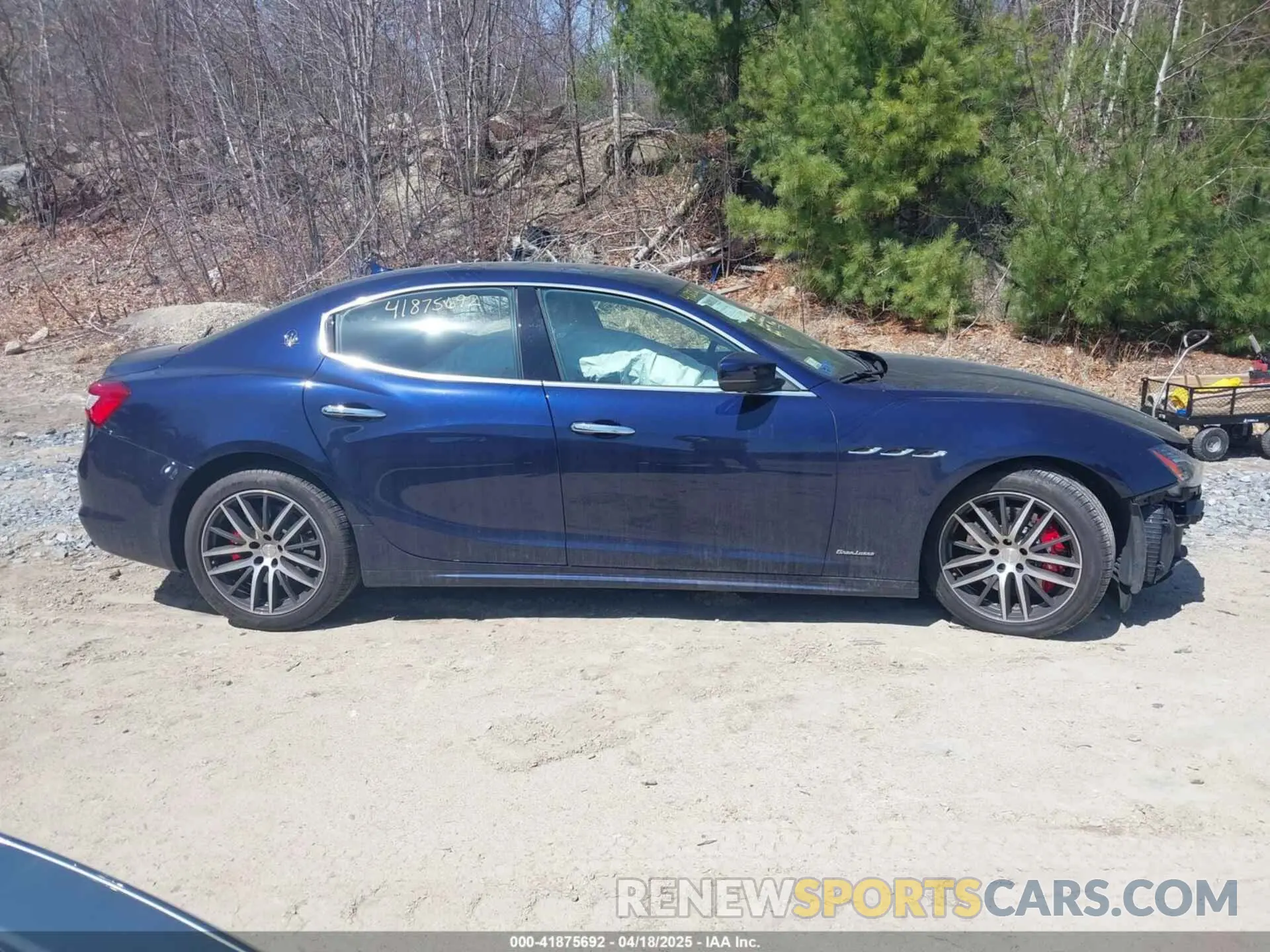 14 Photograph of a damaged car ZAM57YTLXK1338200 MASERATI GHIBLI 2019