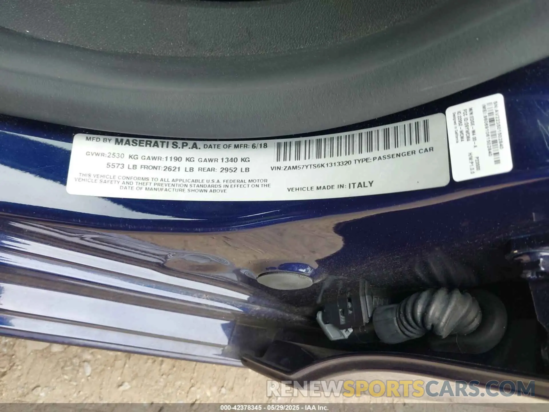 9 Photograph of a damaged car ZAM57YTS6K1313320 MASERATI GHIBLI 2019