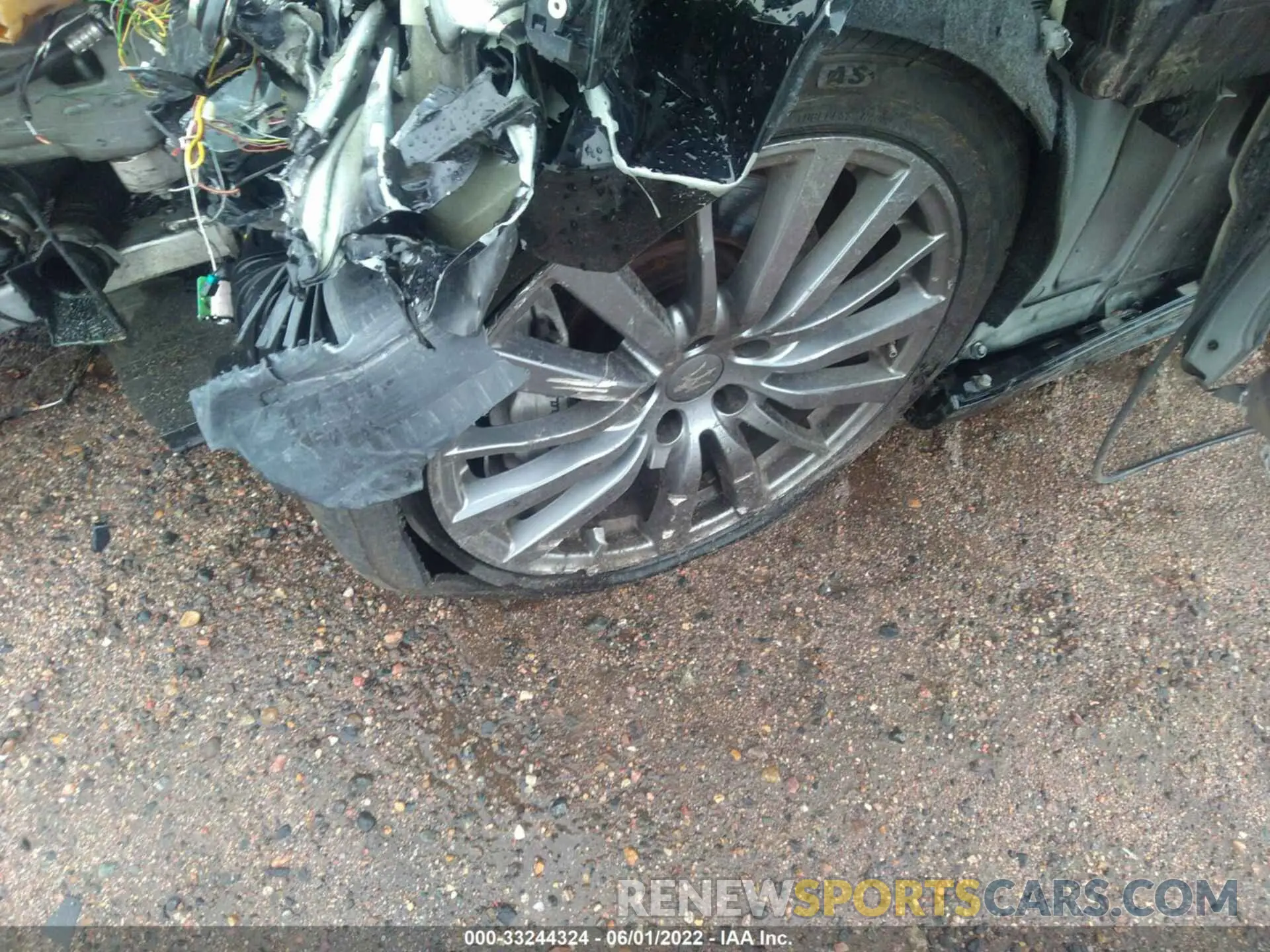 12 Photograph of a damaged car ZAM57XSA8L1345030 MASERATI GHIBLI 2020