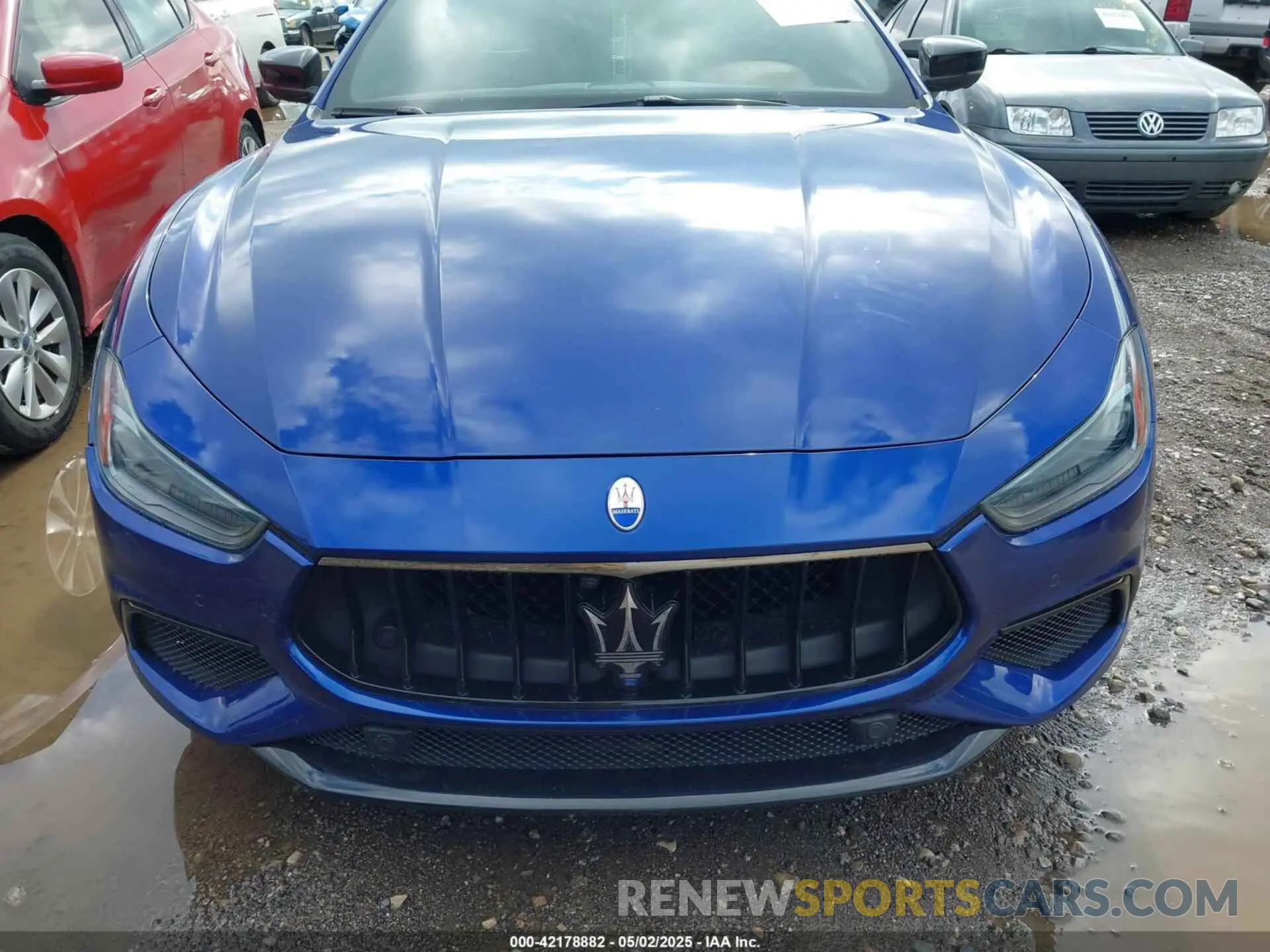 13 Photograph of a damaged car ZAM57YTS9L1353960 MASERATI GHIBLI 2020