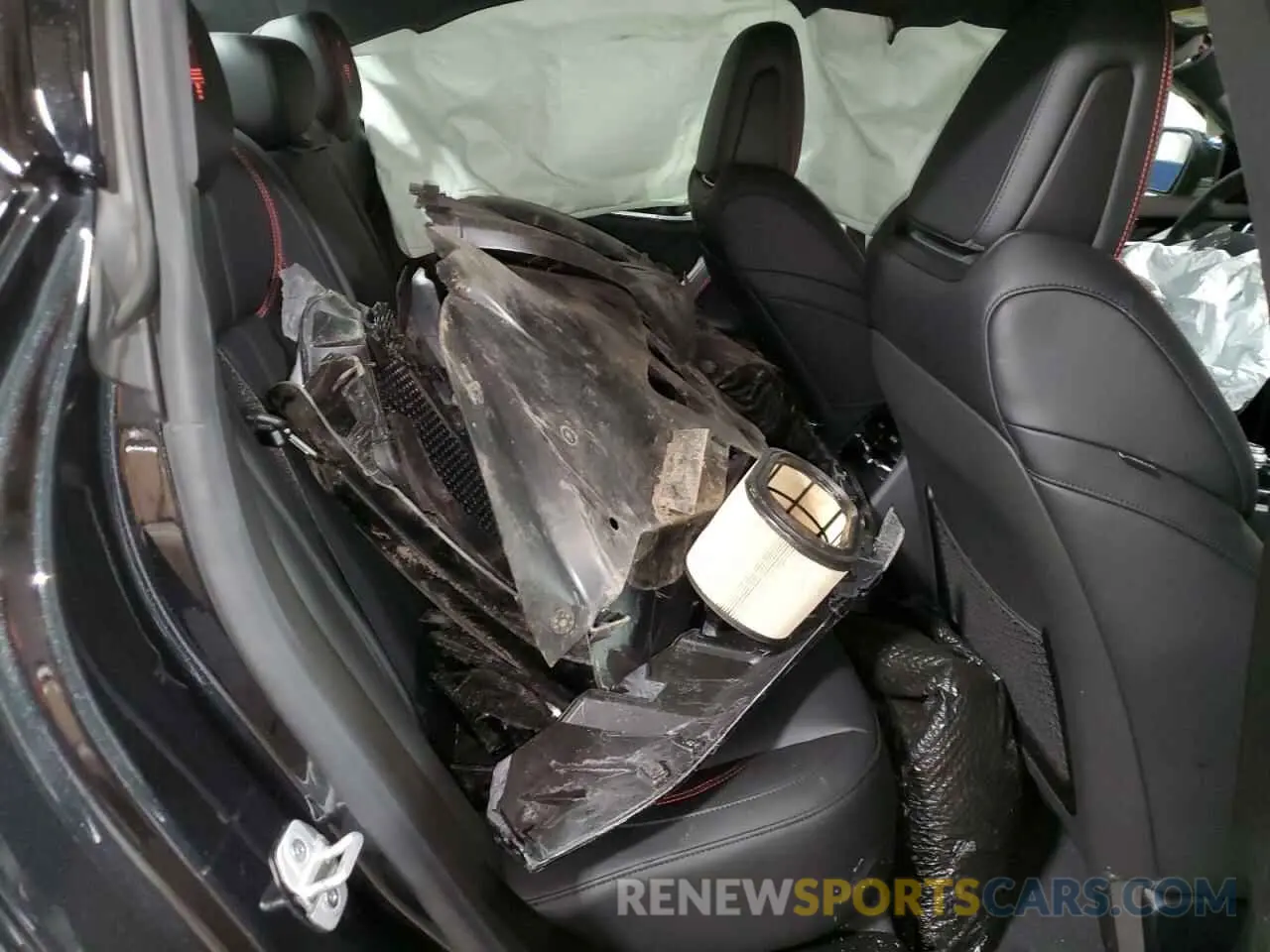 10 Photograph of a damaged car ZAM57YTM5RX451147 MASERATI GHIBLI MOD 2024