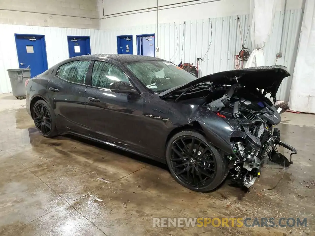 4 Photograph of a damaged car ZAM57YTM5RX451147 MASERATI GHIBLI MOD 2024