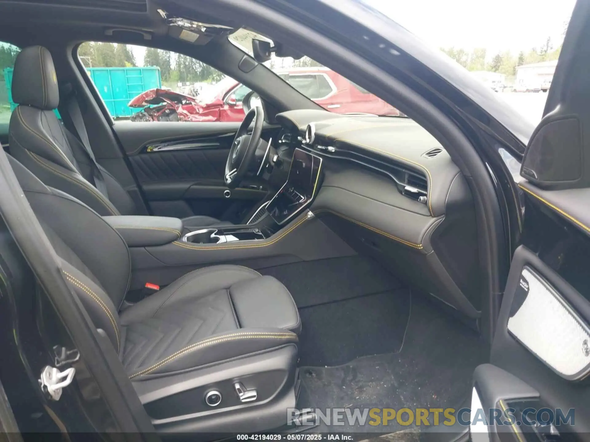 5 Photograph of a damaged car ZN682AVM0P7438449 MASERATI GRECALE 2023