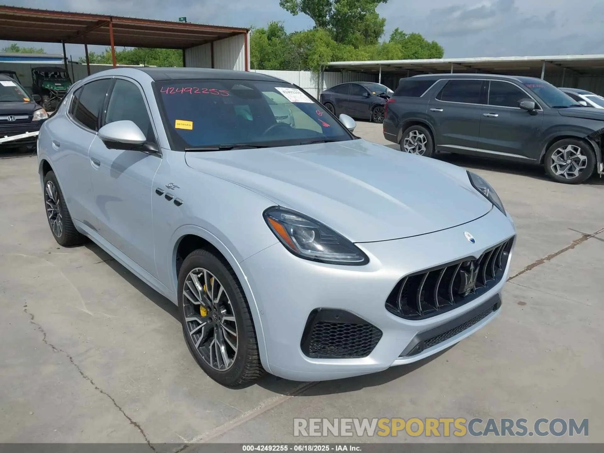 1 Photograph of a damaged car ZN6PMDAA2R7447725 MASERATI GRECALE 2024