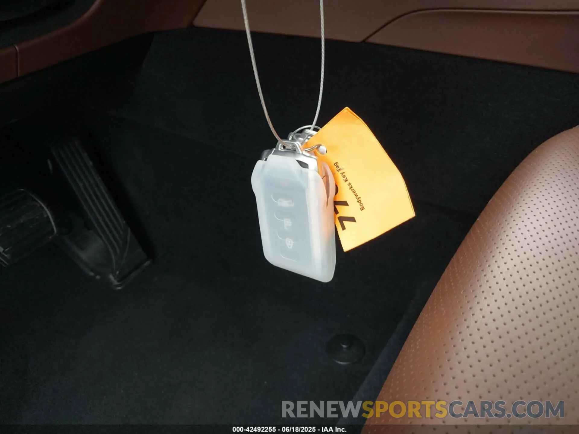 11 Photograph of a damaged car ZN6PMDAA2R7447725 MASERATI GRECALE 2024