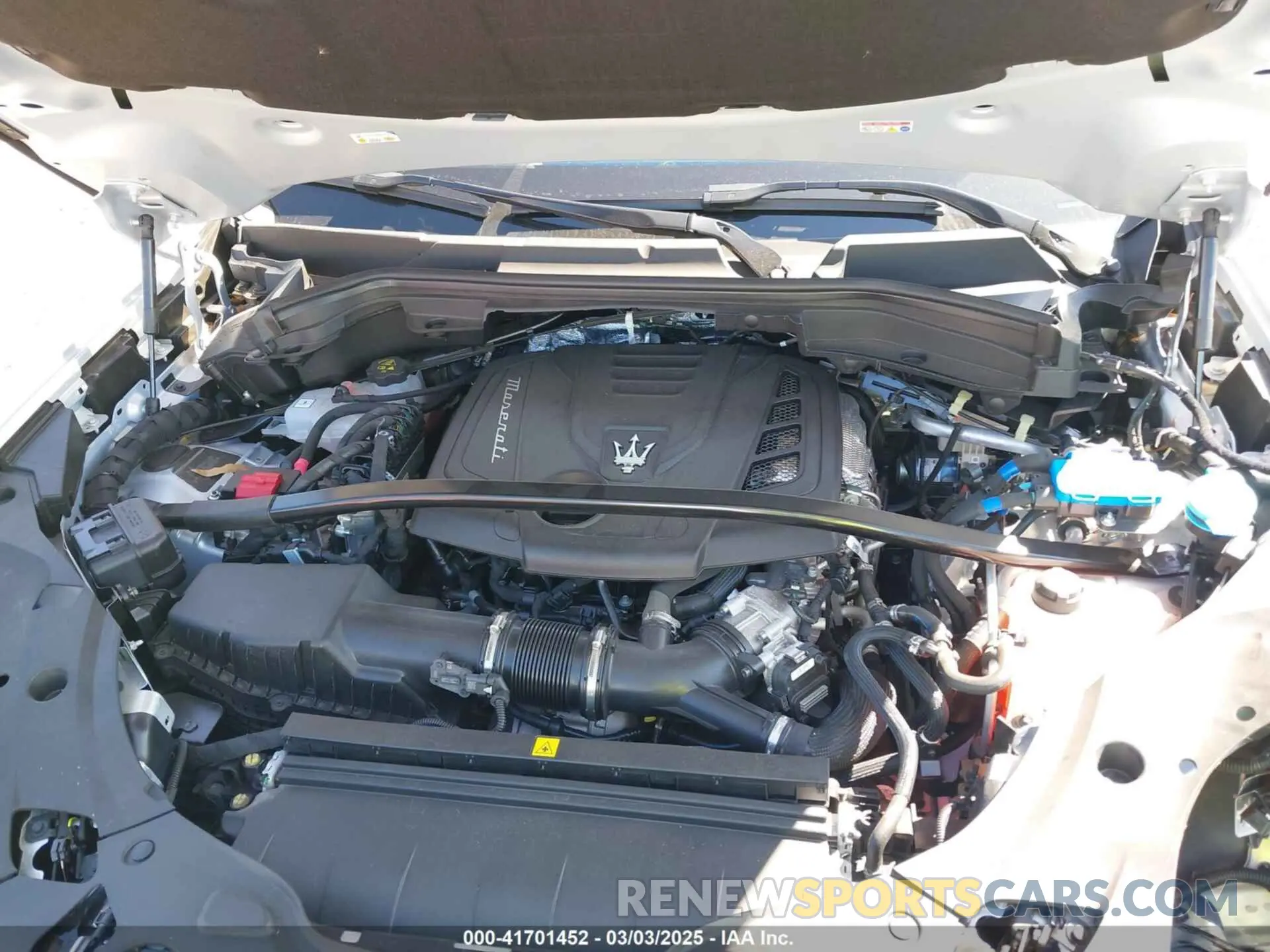 10 Photograph of a damaged car ZN6PMDAA7R7446246 MASERATI GRECALE 2024