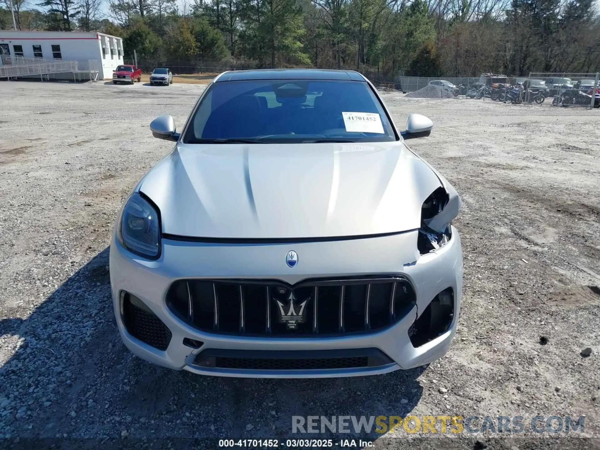 12 Photograph of a damaged car ZN6PMDAA7R7446246 MASERATI GRECALE 2024