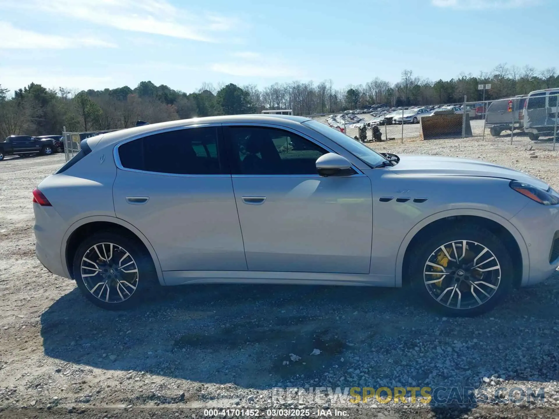 13 Photograph of a damaged car ZN6PMDAA7R7446246 MASERATI GRECALE 2024
