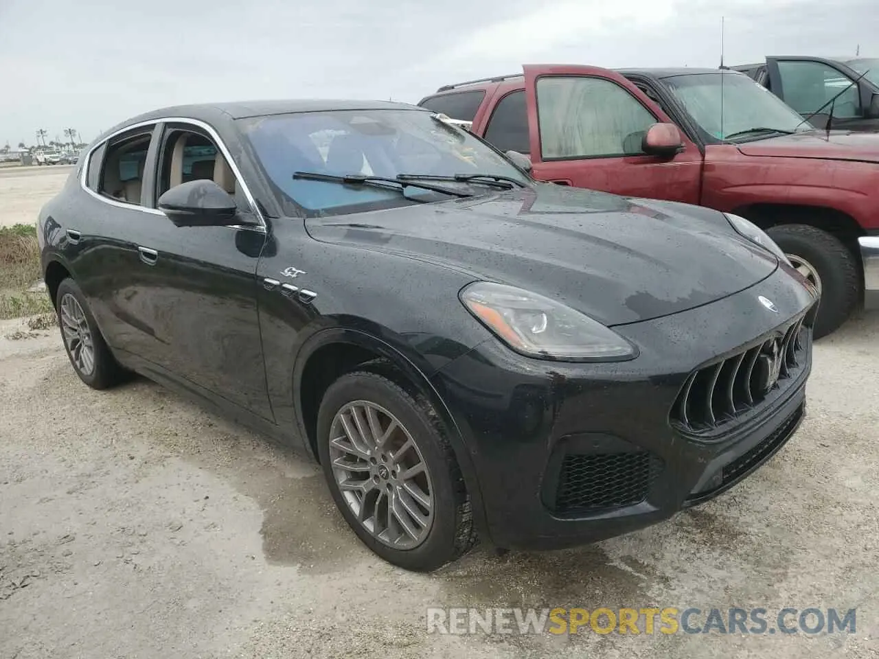 4 Photograph of a damaged car ZN682AVA0P7416540 MASERATI GRECALE GT 2023