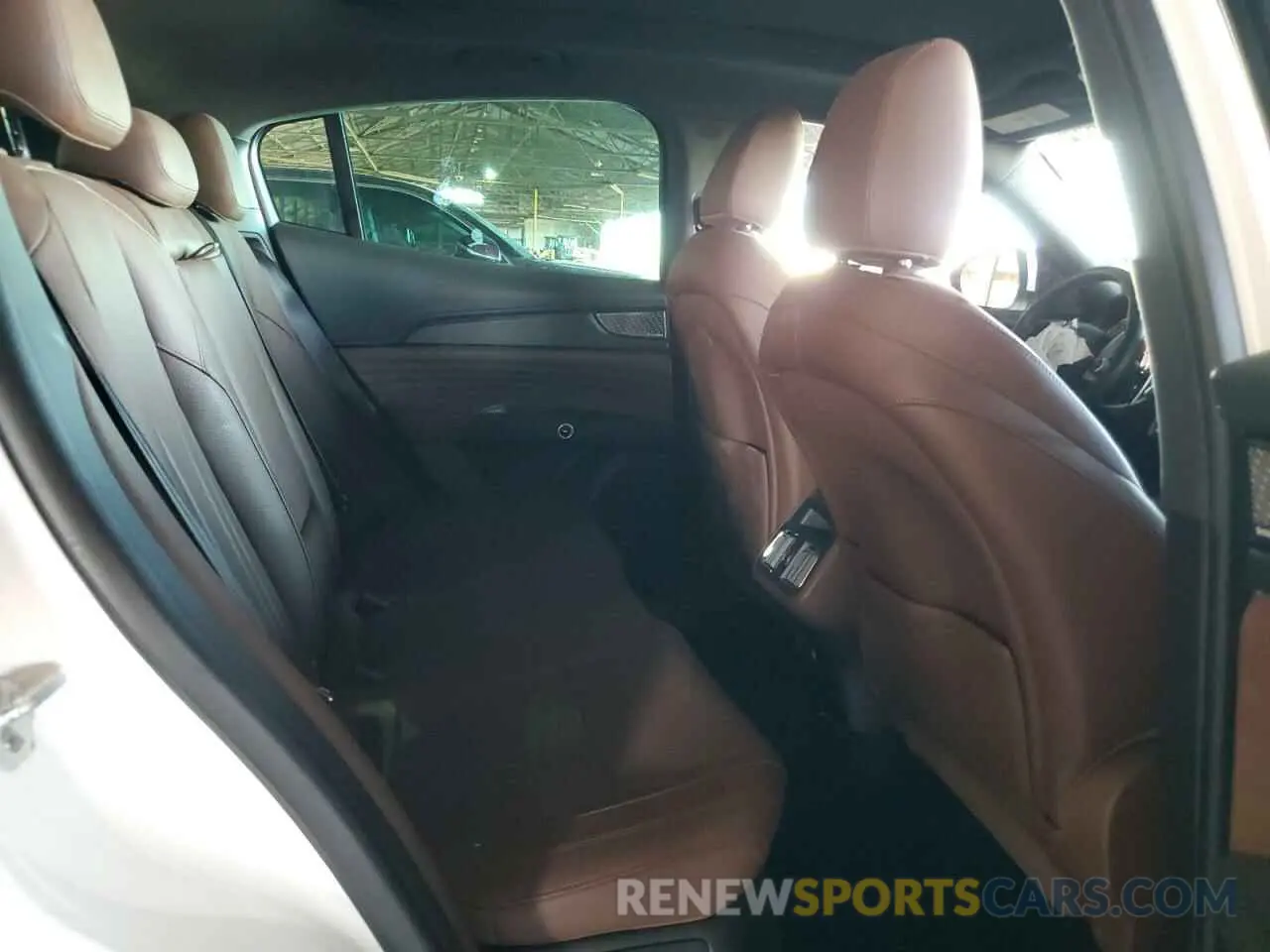 10 Photograph of a damaged car ZN682AVAXP7434110 MASERATI GRECALE GT 2023
