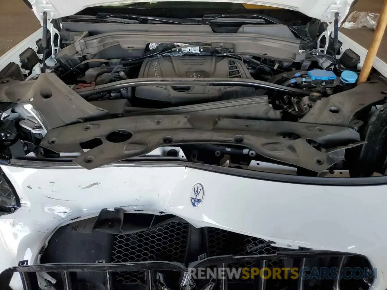 11 Photograph of a damaged car ZN682AVAXP7434110 MASERATI GRECALE GT 2023