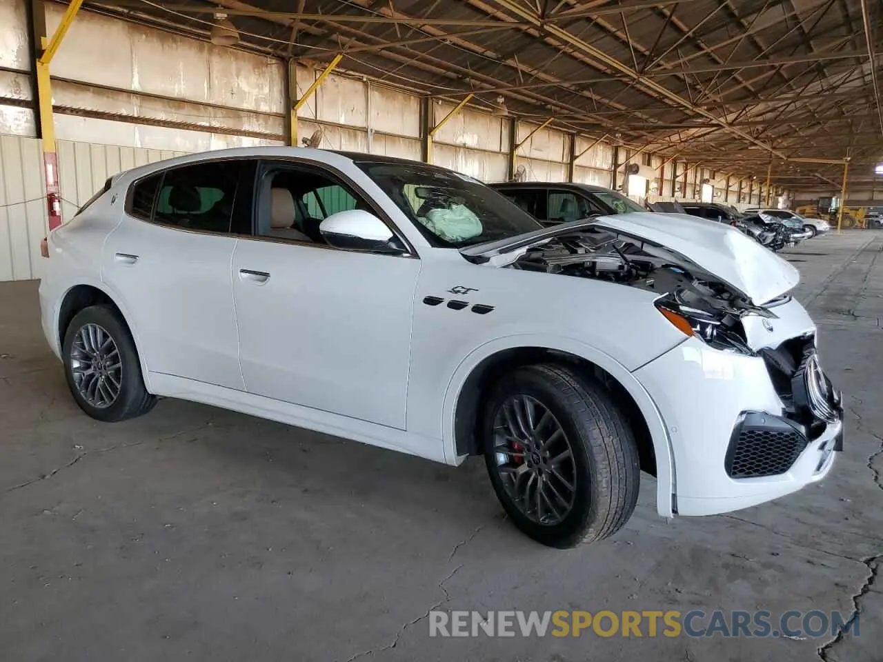 4 Photograph of a damaged car ZN682AVAXP7434110 MASERATI GRECALE GT 2023