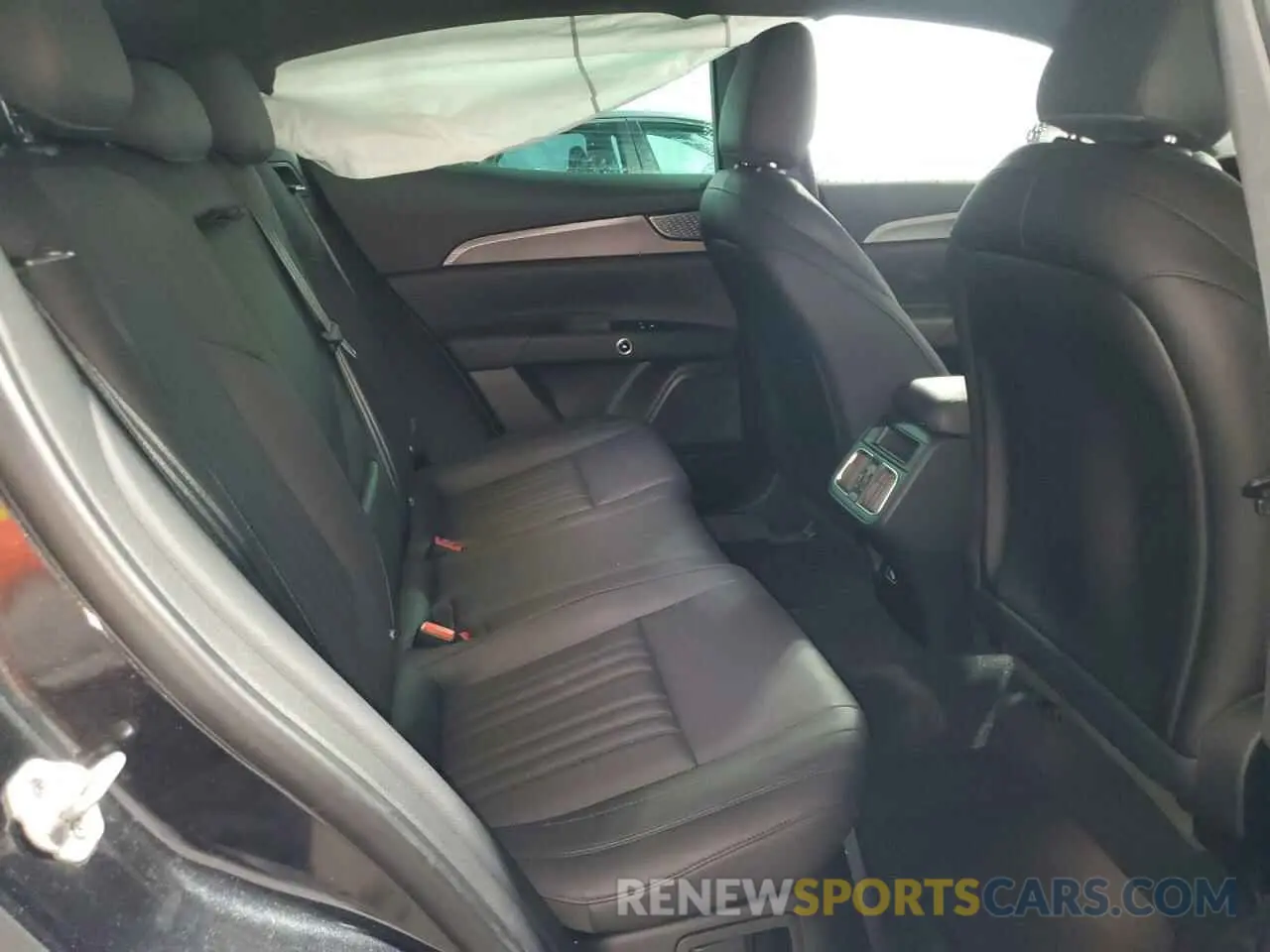 11 Photograph of a damaged car ZN6PMDAA5R7449453 MASERATI GRECALE GT 2024