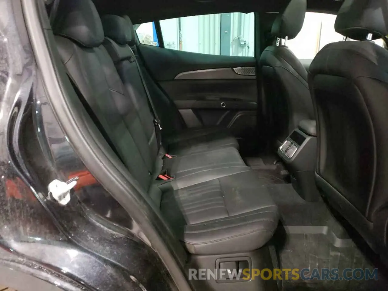 11 Photograph of a damaged car ZN6PMDAA9R7448368 MASERATI GRECALE GT 2024