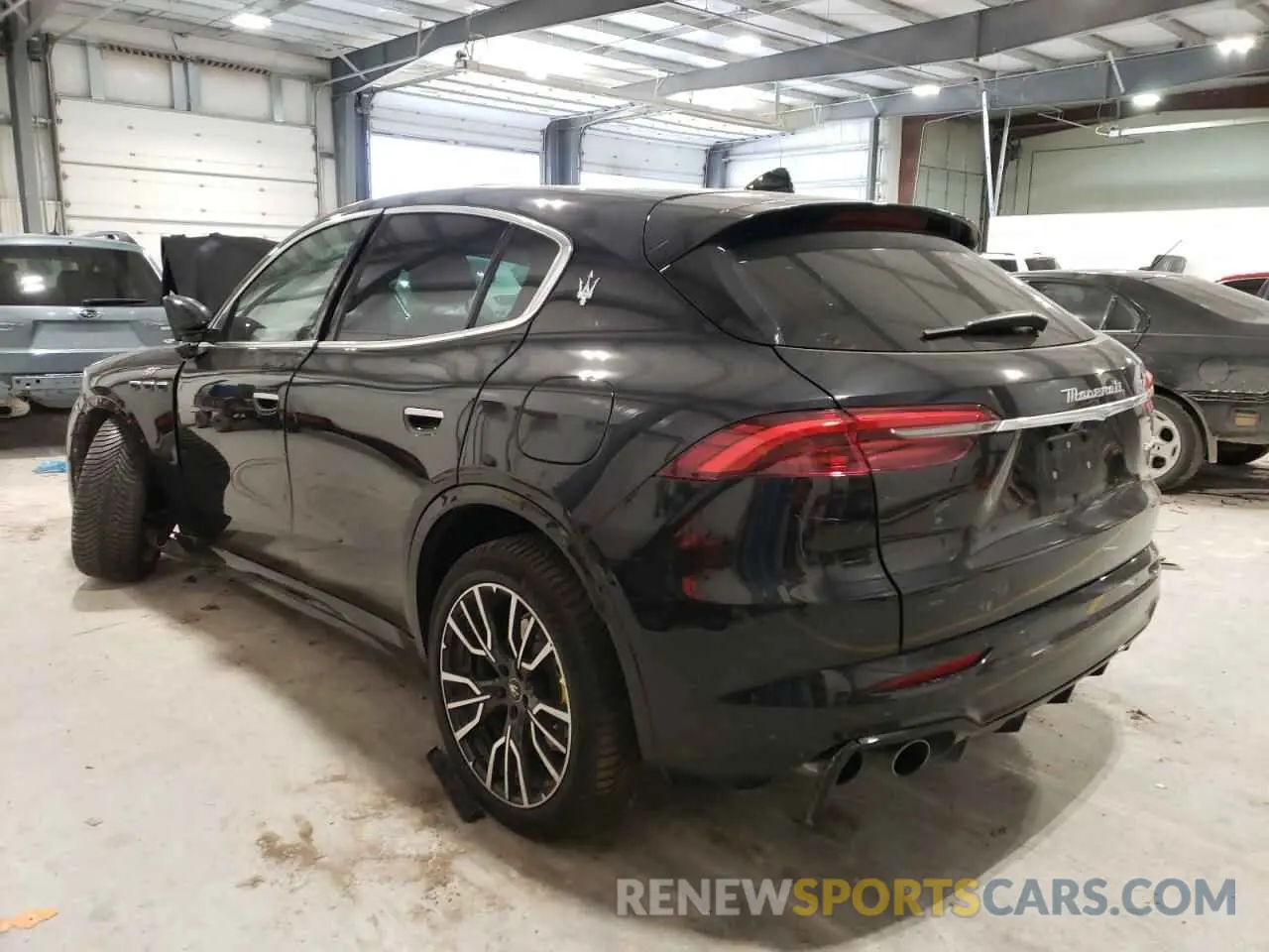 2 Photograph of a damaged car ZN6PMDAA9R7448368 MASERATI GRECALE GT 2024