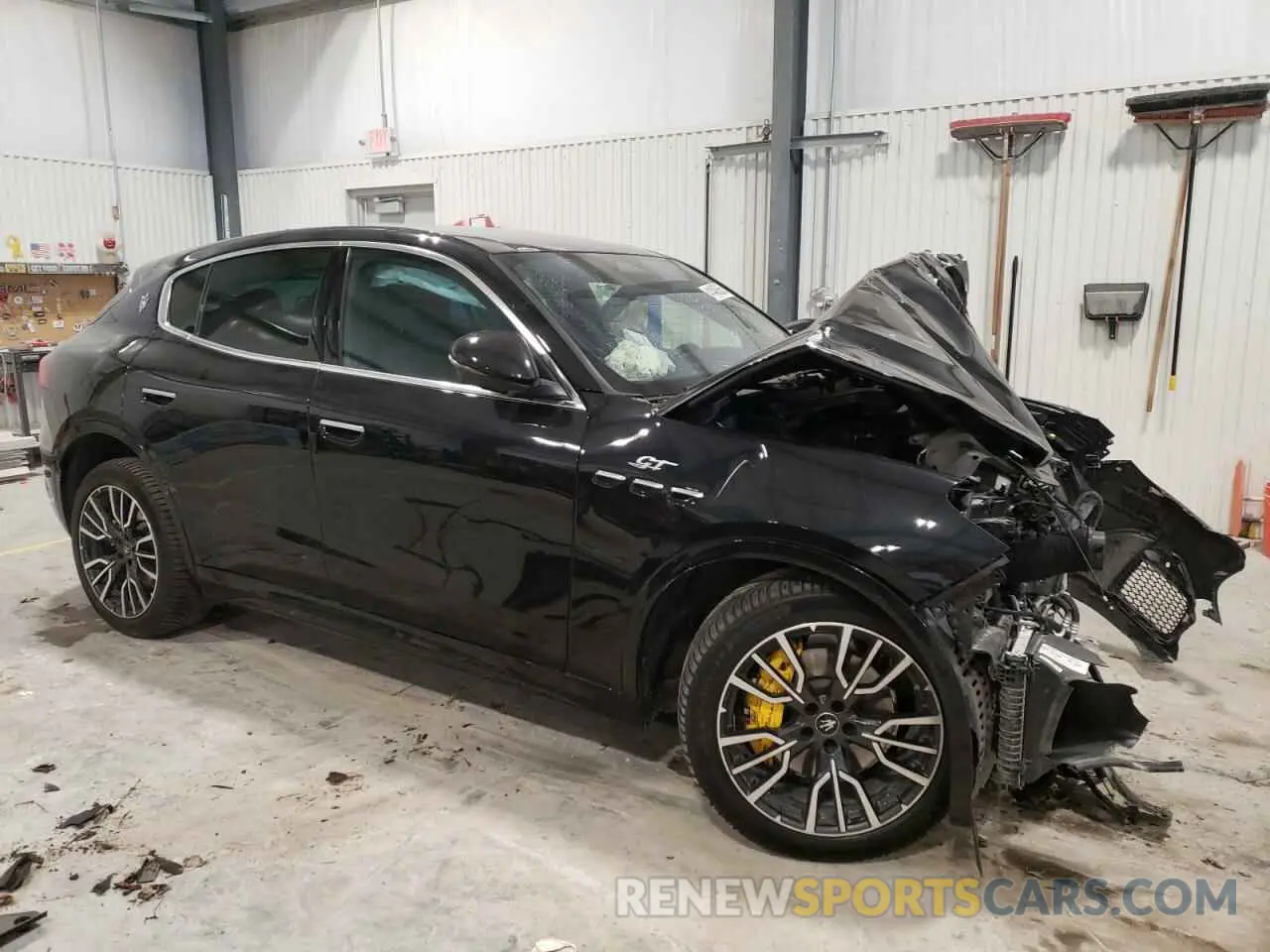 4 Photograph of a damaged car ZN6PMDAA9R7448368 MASERATI GRECALE GT 2024