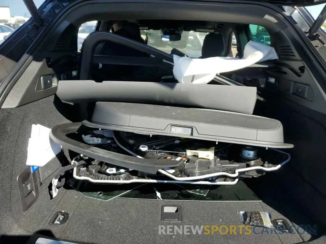 13 Photograph of a damaged car ZN682AVM0P7410537 MASERATI GRECALE MO 2023