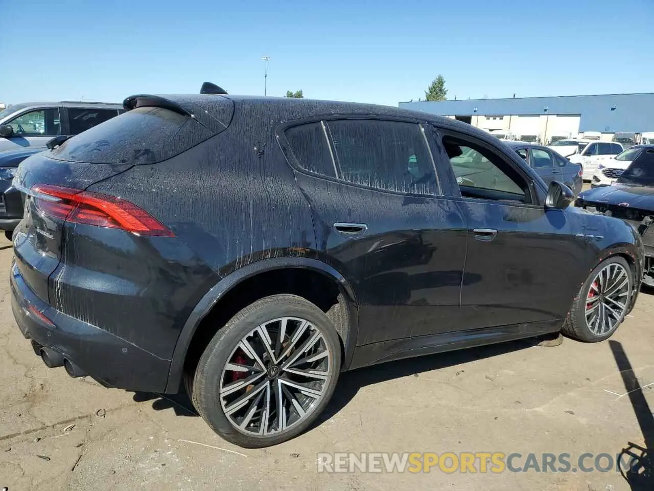 3 Photograph of a damaged car ZN682AVM0P7410537 MASERATI GRECALE MO 2023