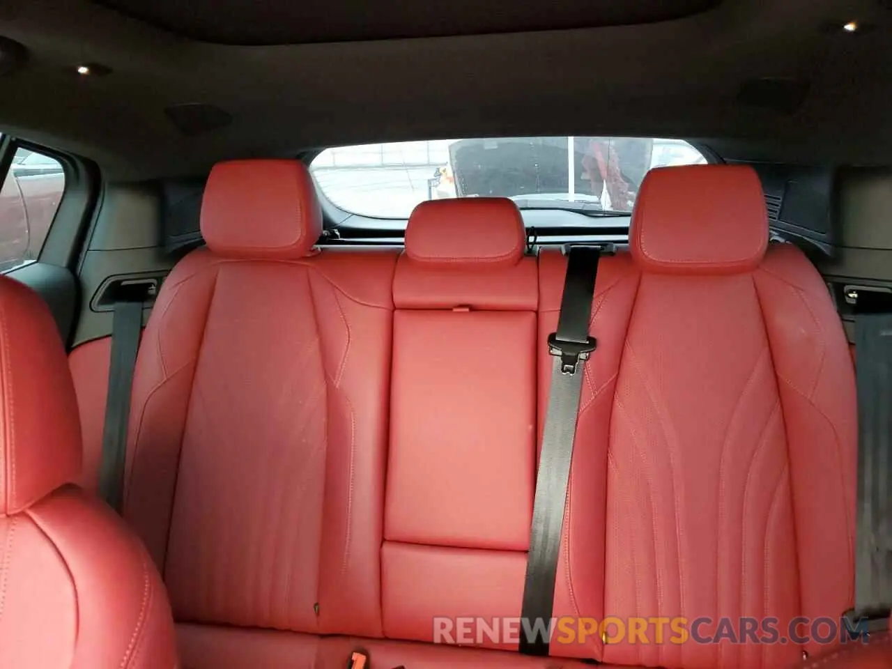 10 Photograph of a damaged car ZN682AVM0P7432182 MASERATI GRECALE MO 2023