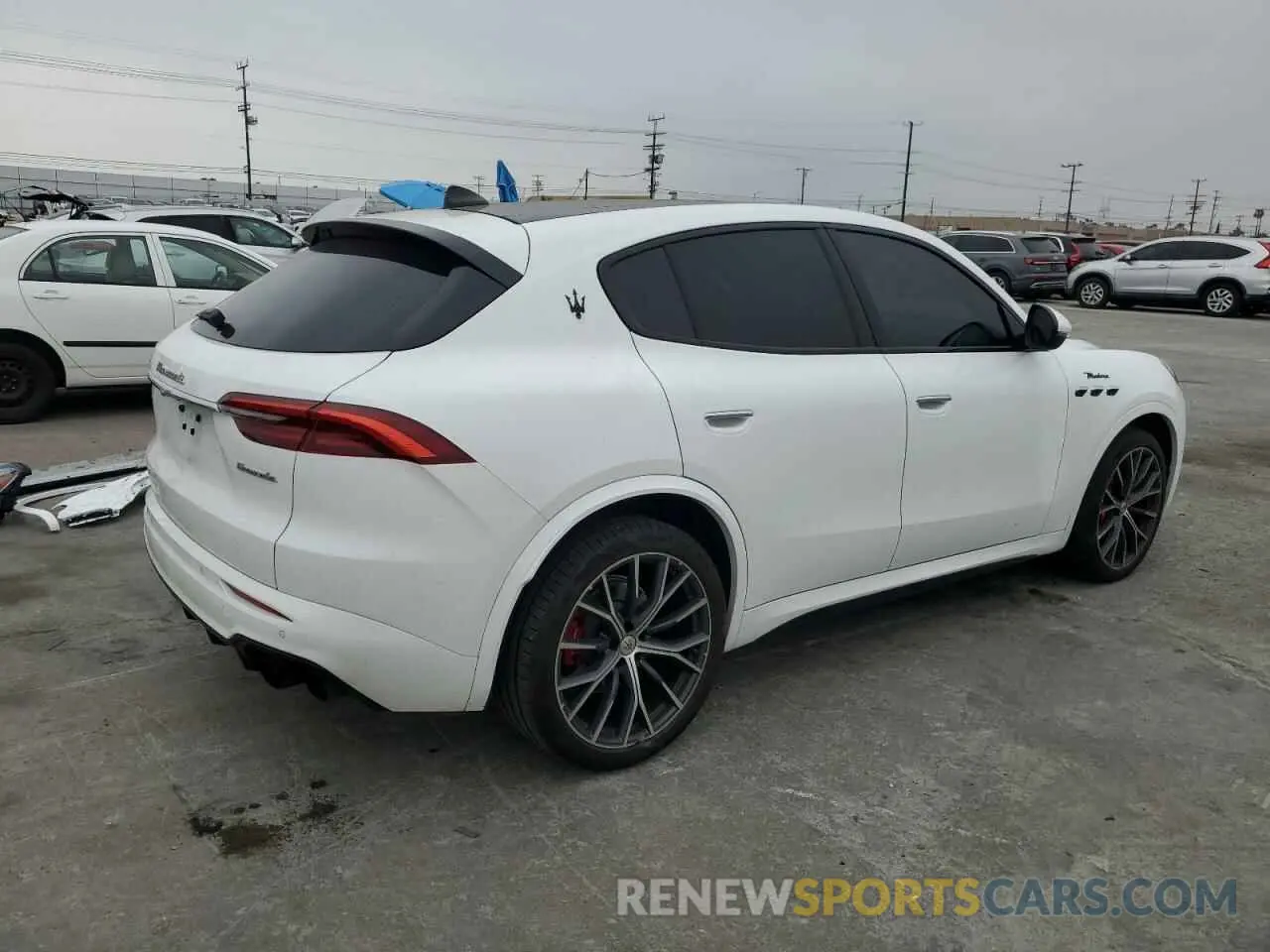 3 Photograph of a damaged car ZN682AVM0P7432182 MASERATI GRECALE MO 2023