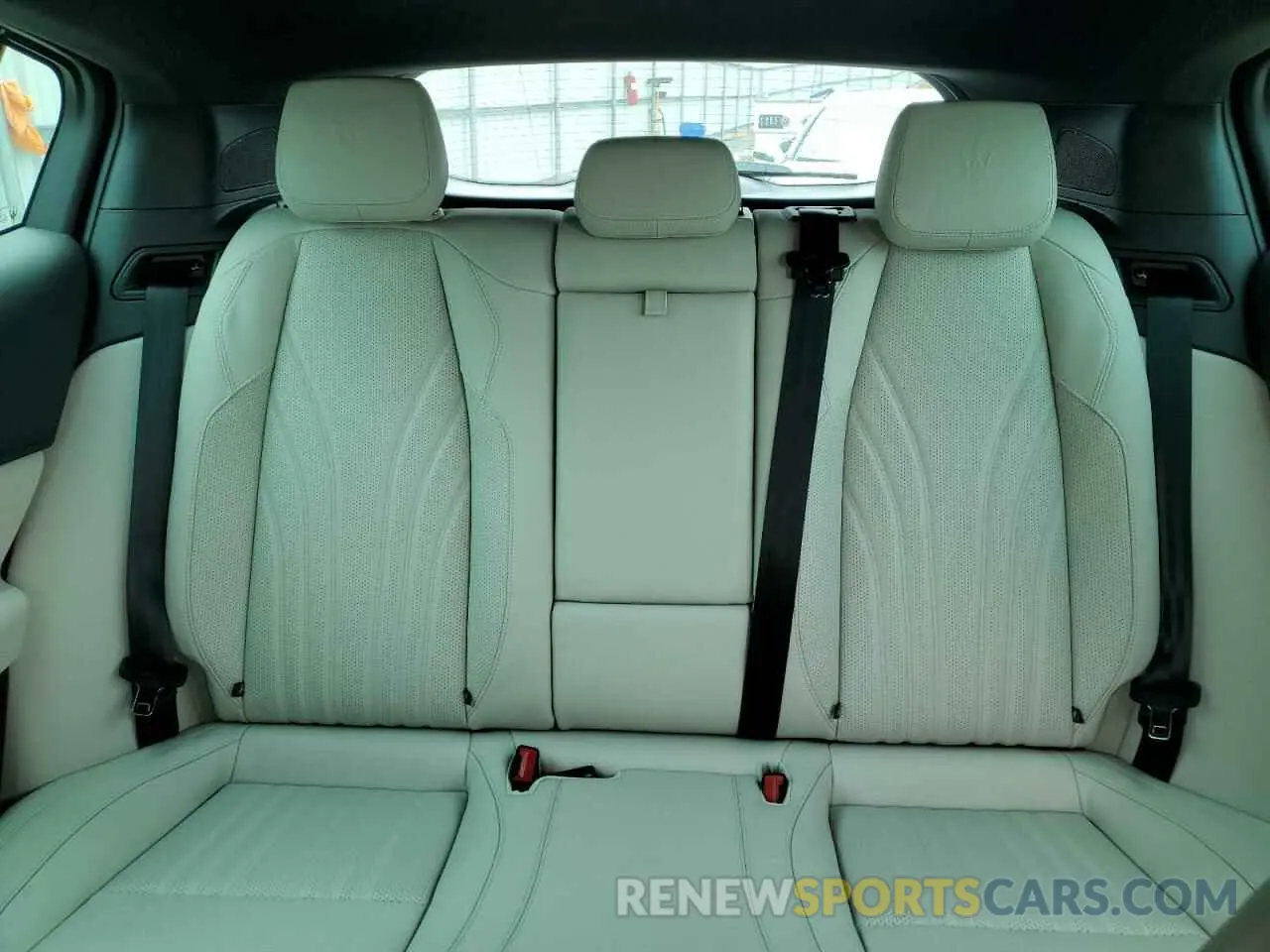10 Photograph of a damaged car ZN682AVM0P7440105 MASERATI GRECALE MO 2023