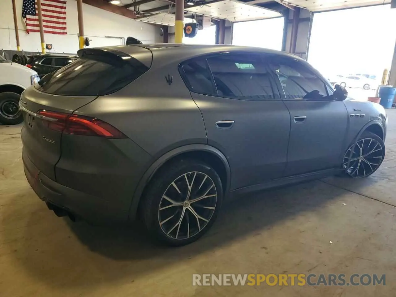 3 Photograph of a damaged car ZN682AVM3P7440115 MASERATI GRECALE MO 2023