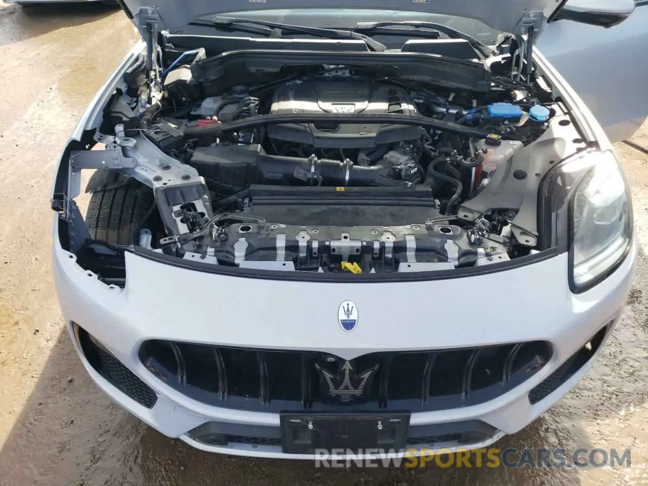 11 Photograph of a damaged car ZN682AVM4P7407883 MASERATI GRECALE MO 2023